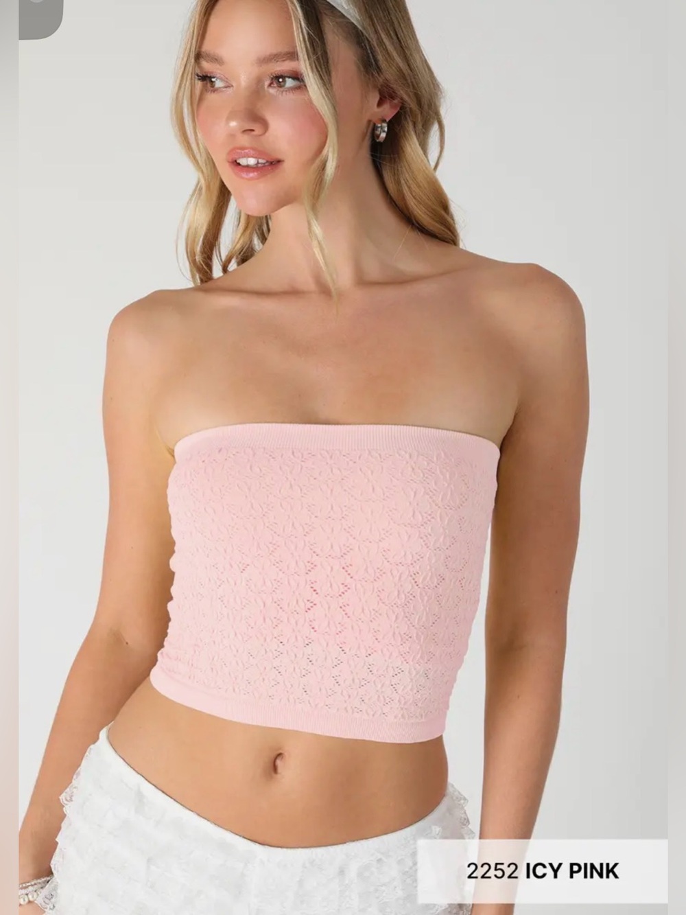 Nikibiki 🆕 Icy Pink Textured Seamless Tube Top OS | 11” W